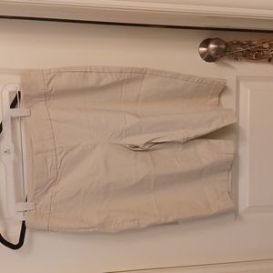 Chico's Flat Front Short So Slimming